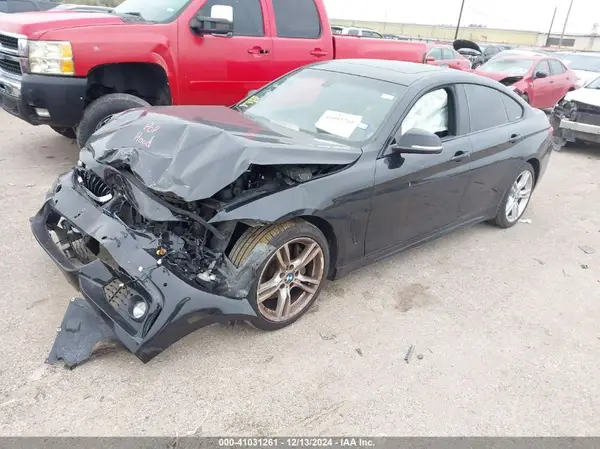 WBA4J1C53JBG77478 2018 BMW 4ER - Image 2
