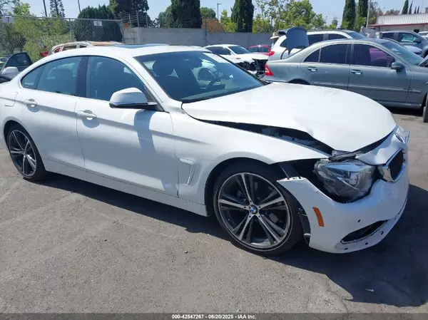 WBA4J1C54JBA30085 2018 BMW 4ER - Image 1
