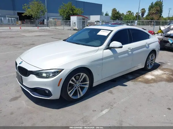WBA4J1C56JBG77412 2018 BMW 4ER - Image 2