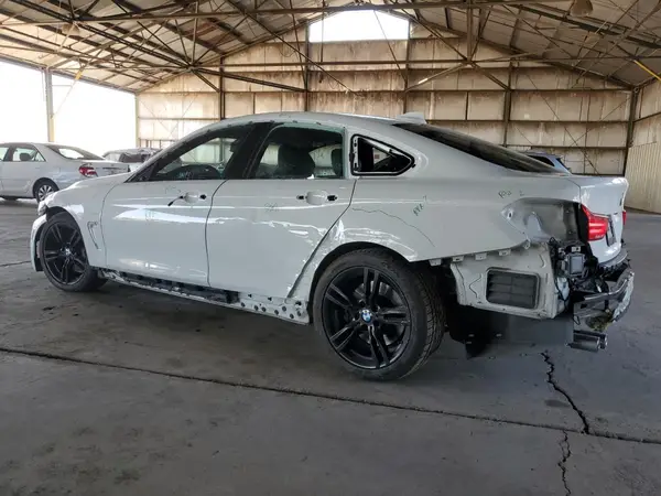 WBA4J1C56JBM11370 2018 BMW 4ER - Image 2