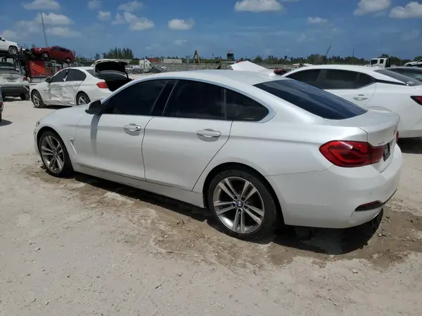 WBA4J1C57JBG77211 2018 BMW 4ER - Image 2