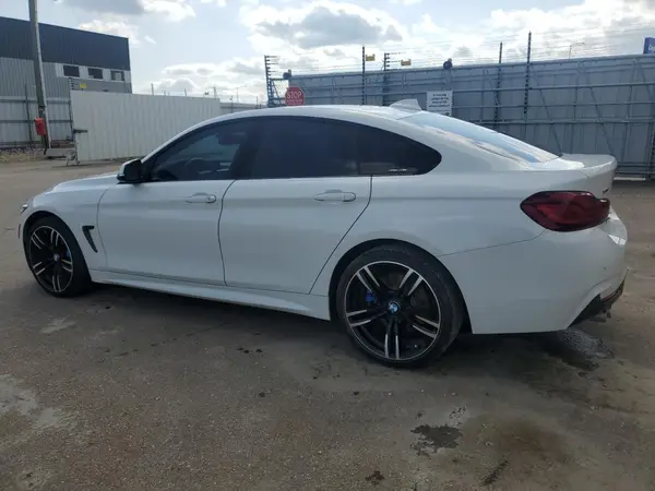 WBA4J3C08LCD34310 2020 BMW 4ER - Image 2