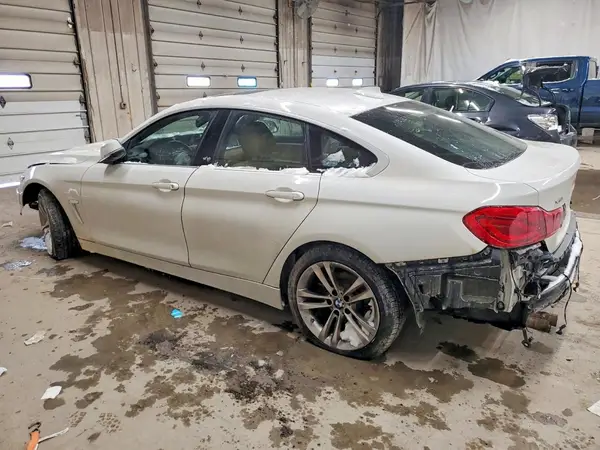 WBA4J3C54KBL09434 2019 BMW 4ER - Image 2