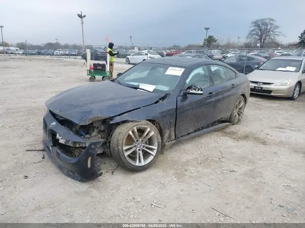 WBA4J3C59JBL04275 2018 BMW 4ER - Image 2