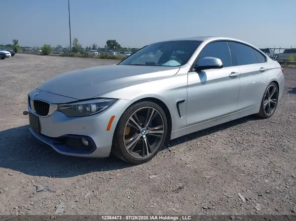 WBA4J3C5XJBB97742 2018 BMW 4ER - Image 2