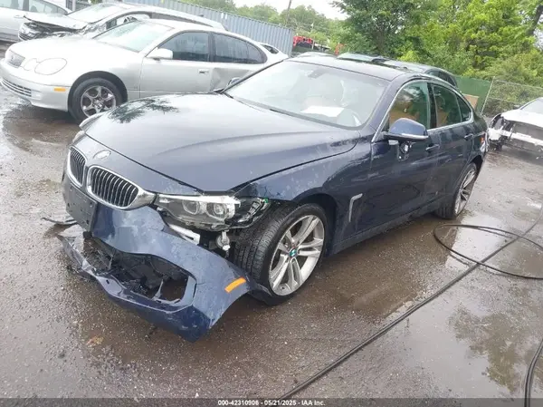 WBA4J3C5XJBG96766 2018 BMW 4ER - Image 2