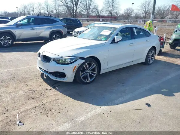 WBA4J3C5XJBG97223 2018 BMW 4ER - Image 2