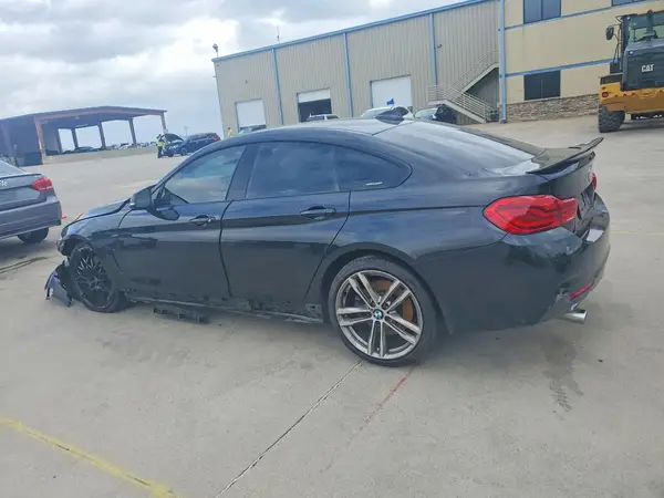 WBA4J5C50JBF06677 2018 BMW 4ER - Image 2