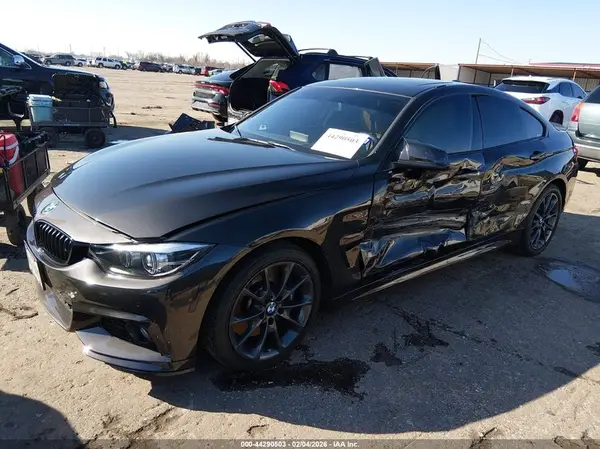 WBA4J5C54JBF07993 2018 BMW 4ER - Image 2