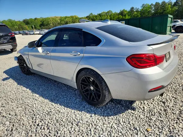 WBA4J5C57JBF06384 2018 BMW 4ER - Image 2