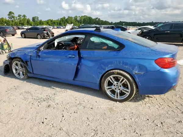 WBA4P3C31HK528843 2017 BMW 4ER - Image 2