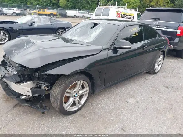 WBA4P3C34HK528707 2017 BMW 4ER - Image 2