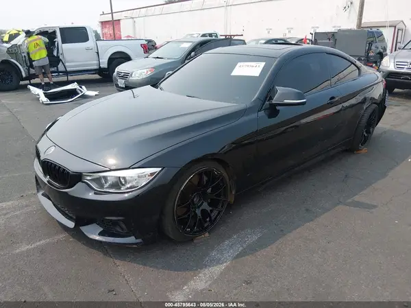 WBA4R7C5XHK679988 2017 BMW 4ER - Image 2