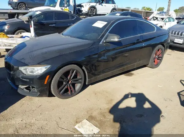 WBA4R7C5XHK876403 2017 BMW 4ER - Image 2