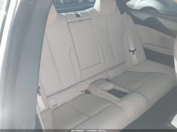 WBA4R9C30HK878669 2017 BMW 4ER - Image 8