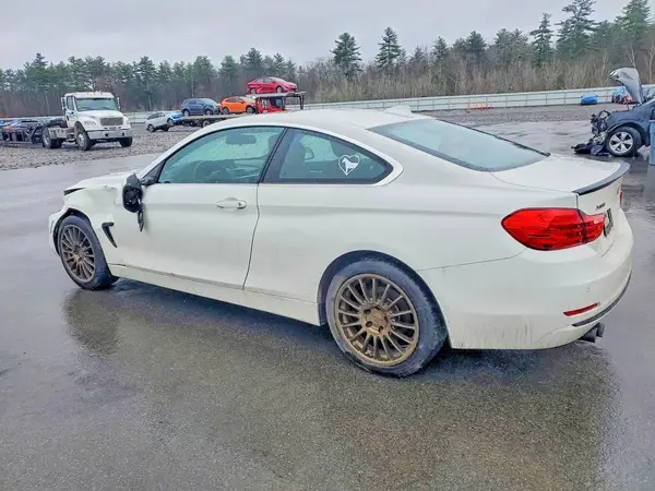 WBA4R9C33HK878889 2017 BMW 4ER - Image 2