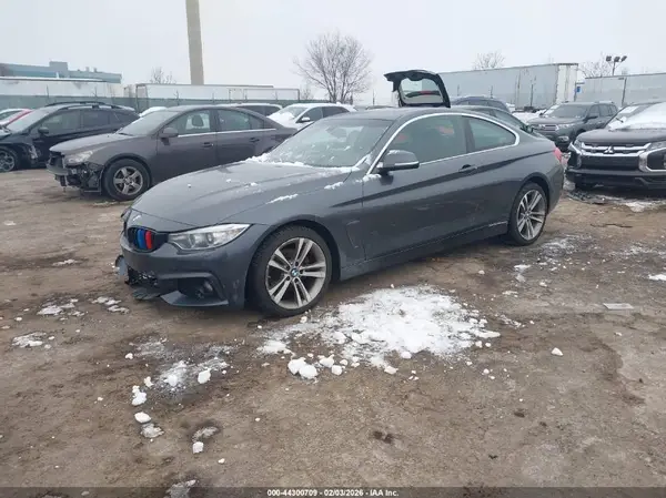 WBA4R9C51HK680975 2017 BMW 4ER - Image 2