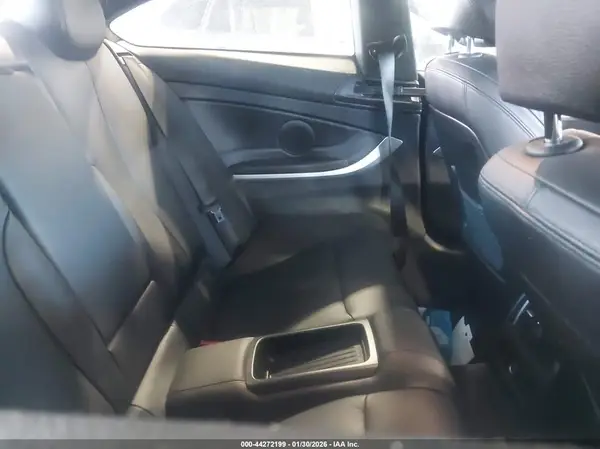WBA4R9C54HK680744 2017 BMW 4ER - Image 8