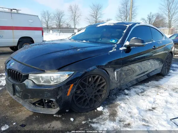 WBA4R9C54HK878532 2017 BMW 4ER - Image 2