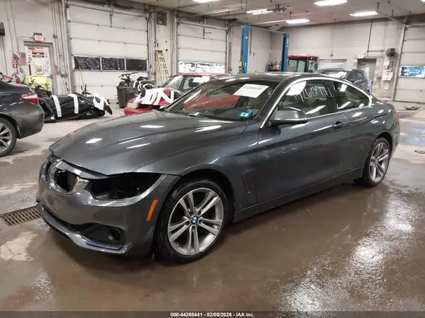 WBA4R9C55HK680980 2017 BMW 4ER - Image 2