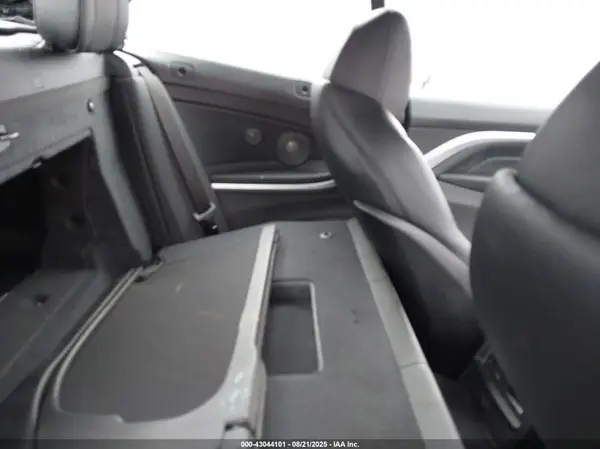 WBA4U1C33H5A16502 2017 BMW 4ER - Image 8