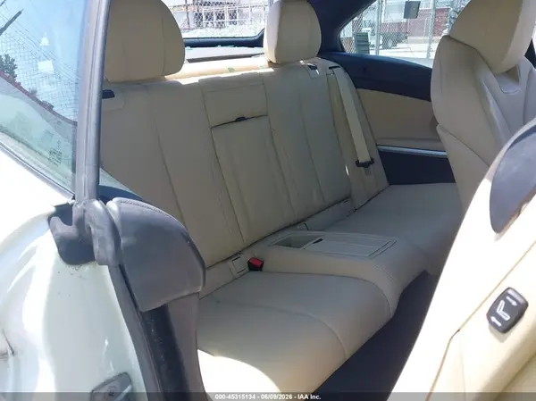 WBA4U7C36H5J54891 2017 BMW 4ER - Image 8