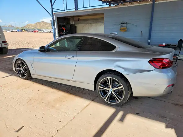 WBA4W3C01LFJ83744 2020 BMW 4ER - Image 2