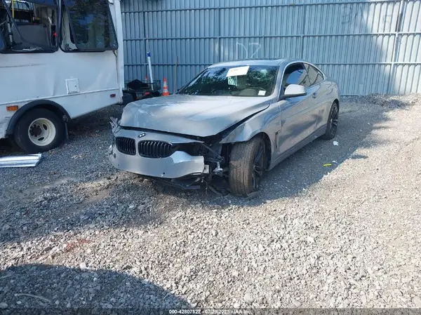 WBA4W3C02LFH48425 2020 BMW 4ER - Image 2