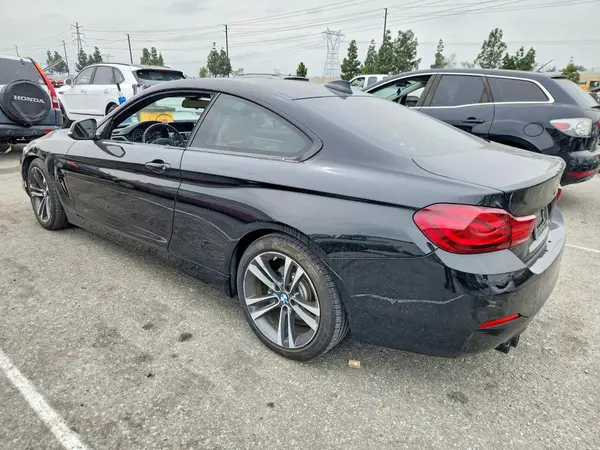 WBA4W3C04LFH44621 2020 BMW 4ER - Image 2