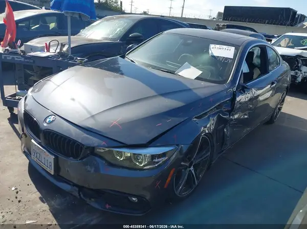 WBA4W3C06LFH55975 2020 BMW 4ER - Image 2