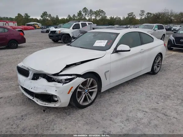 WBA4W3C50JAC97100 2018 BMW 4ER - Image 2