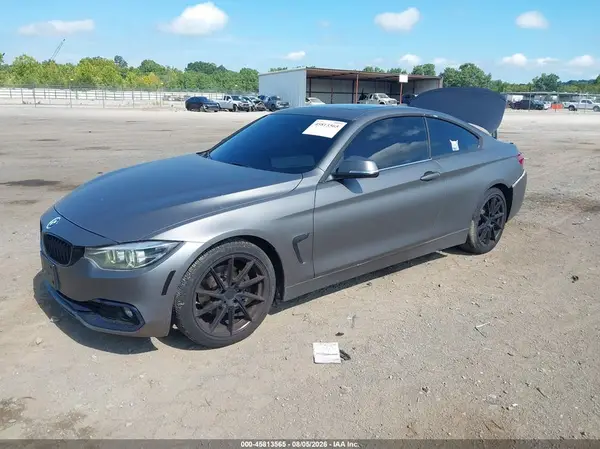 WBA4W3C50KAF93185 2019 BMW 4ER - Image 2