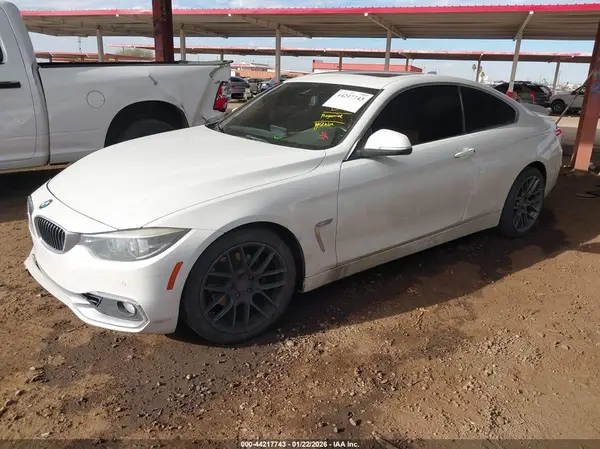 WBA4W3C51JAB87298 2018 BMW 4ER - Image 2