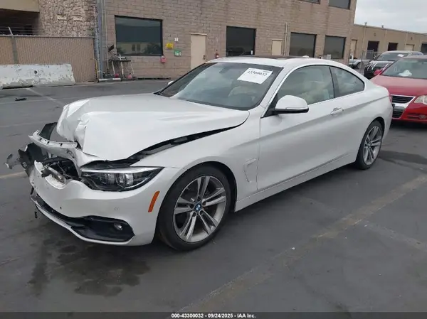 WBA4W3C51JAE99752 2018 BMW 4ER - Image 2