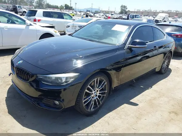 WBA4W3C59KAF92584 2019 BMW 4ER - Image 2