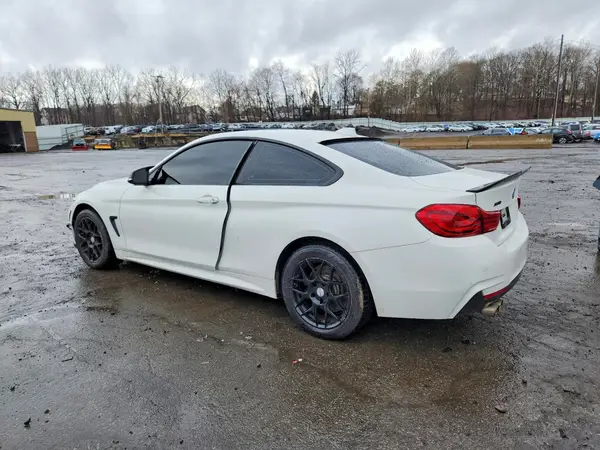 WBA4W5C5XJAA49870 2018 BMW 4ER - Image 2