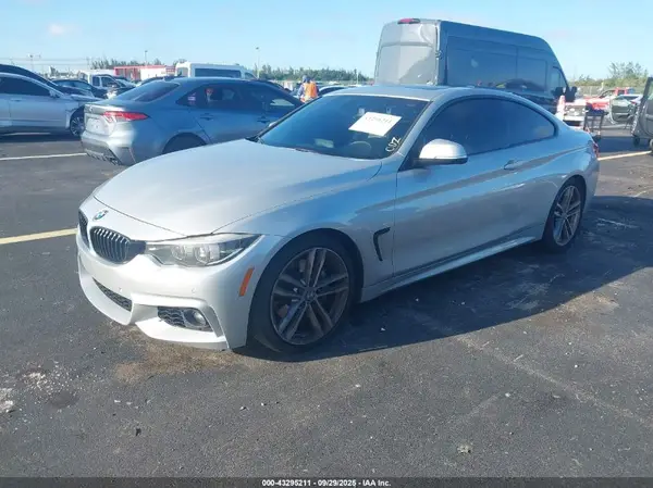 WBA4W7C59JAB93728 2018 BMW 4ER - Image 2