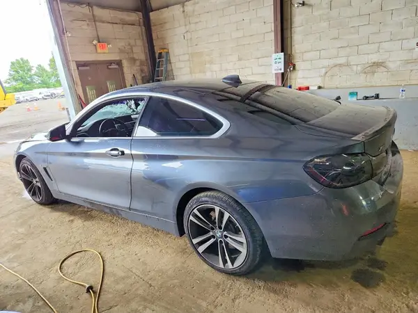 WBA4W9C07LAG90036 2020 BMW 4ER - Image 2