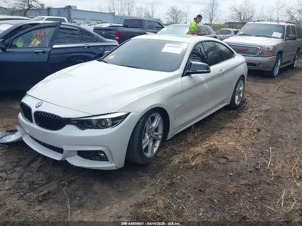 WBA4W9C59JAC99236 2018 BMW 4ER - Image 2