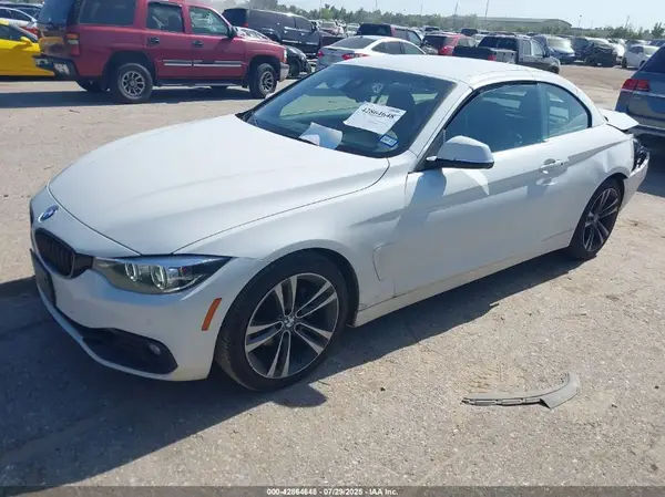 WBA4Z1C07L5N80697 2020 BMW 4ER - Image 2