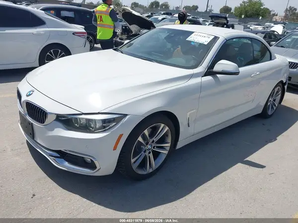 WBA4Z1C50JEE43807 2018 BMW 4ER - Image 2