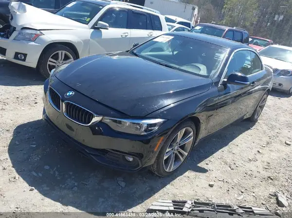 WBA4Z1C51KEE44675 2019 BMW 4ER - Image 2