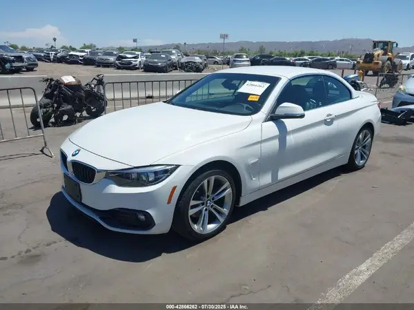 WBA4Z1C53JEC58568 2018 BMW 4ER - Image 2