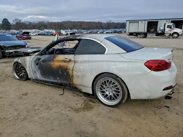 WBA4Z1C55JEC70043 2018 BMW 4ER - Image 2