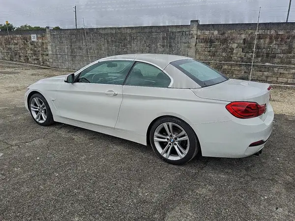 WBA4Z1C56JEC60637 2018 BMW 4ER - Image 2