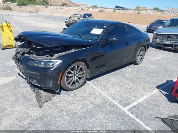 WBA53AP02NCH59974 2022 BMW 4ER - Image 2