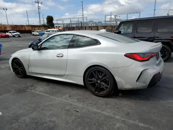 WBA53AP02NCJ95708 2022 BMW 4ER - Image 2