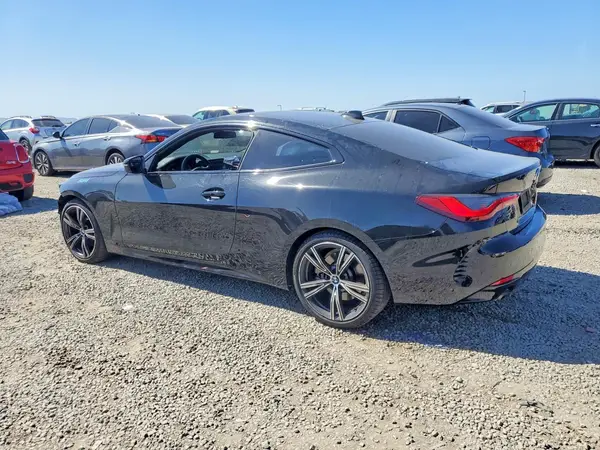 WBA53AP08NCL08450 2022 BMW 4ER - Image 2