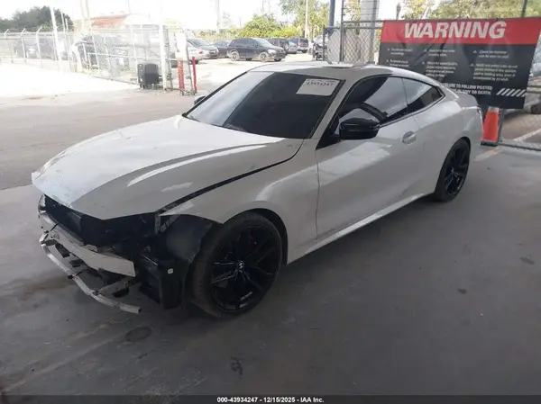 WBA53AP0XPCL19517 2023 BMW 4ER - Image 2