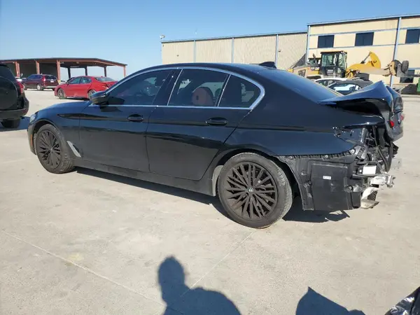 WBA53BH00MWX08357 2021 BMW 5ER - Image 2